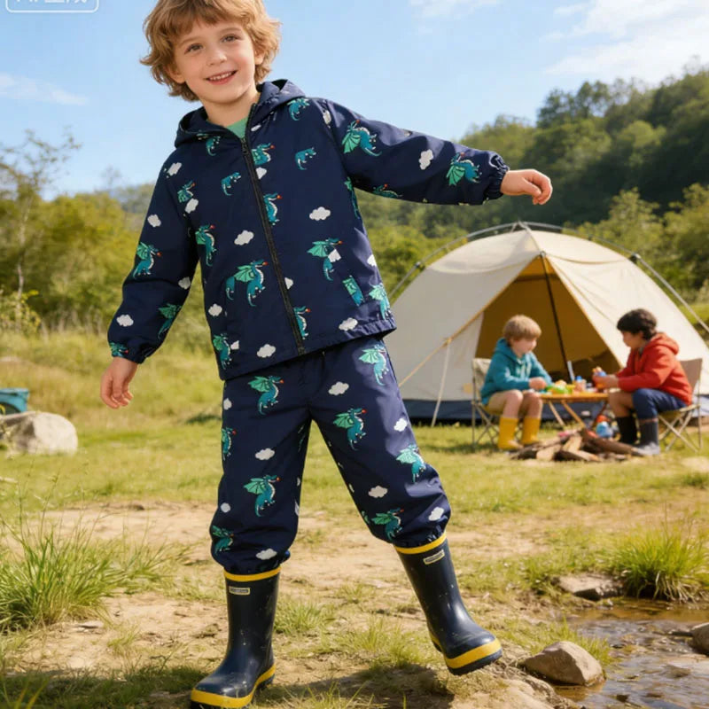 Capa de Chuva Infantil com Dinossauro | Conjunto Casaco + Calças